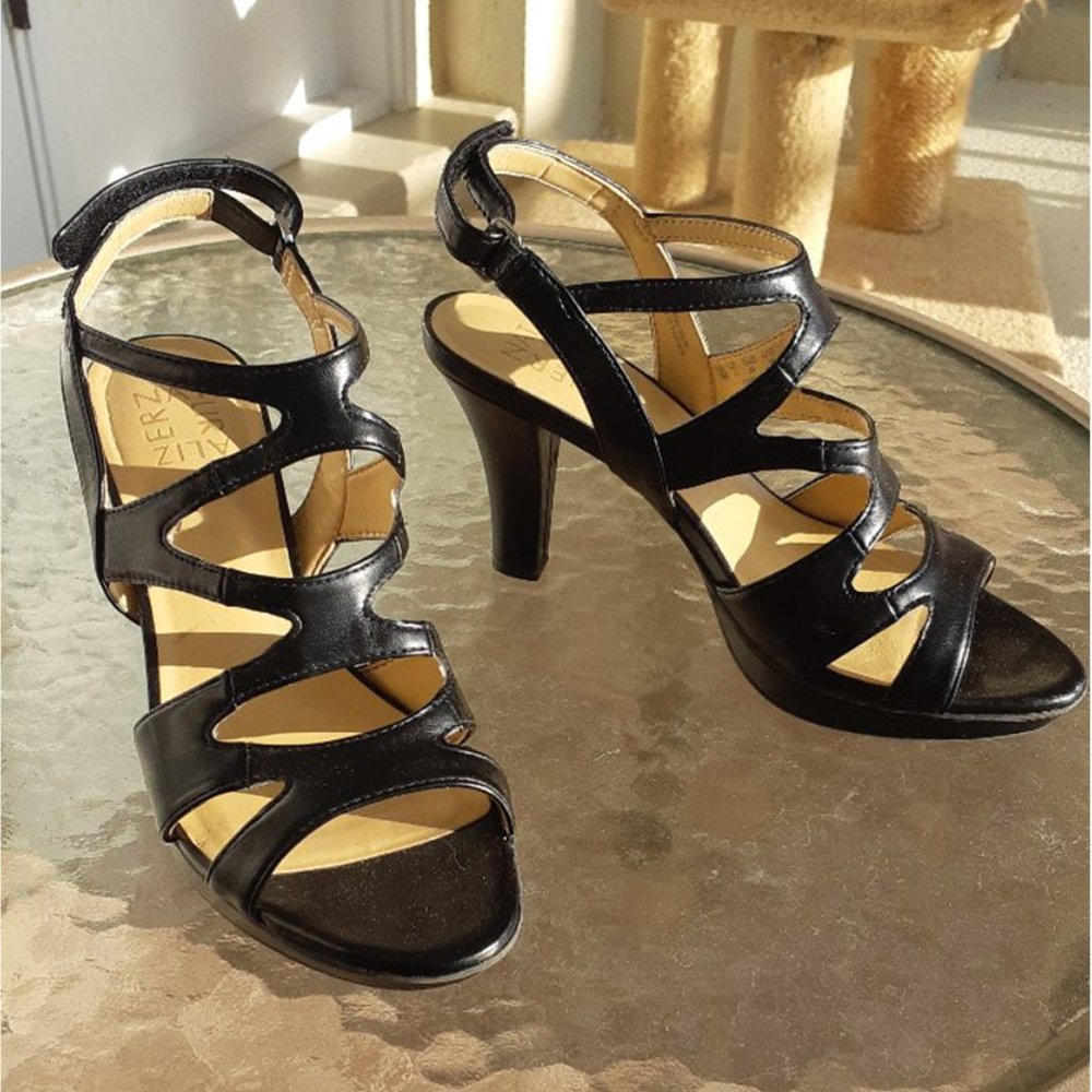 Naturalizer Pressley Block heel platform pump strappy sandal